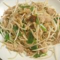 温泉ねこ姫's cooksnap of when they made 食べるラー油のにらもやし炒め.