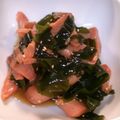 mizkis's cooksnap of when they made スモークサーモンとわかめのポン酢あえ.