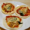 sherryｶﾅ？'s cooksnap of when they made 餃子の皮で簡単パリパリピザ.