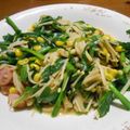 ramieru's cooksnap of when they made にら、えのき、コーンのバター醤油炒め.