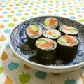 赤い電話's cooksnap of when they made 韓国海苔巻き風＊サーモンきゅうり巻き＊.