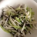 はちみつ大王's cooksnap of when they made 大根とキュウリの塩こんぶ〆め.