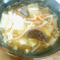 亜久里's cooksnap of when they made きのこと残り野菜の中華スープ.