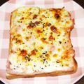 タワ師's cooksnap of when they made 洋画見て無性に食べたいPizzaだから.