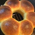 ちおんママ's cooksnap of when they made 生クリーム入りのミルク食パン.