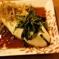 BiwacoJune's cooksnap of when they made 青じそとかりかりちりめんじゃこの冷奴.