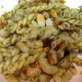Apfel8823's cooksnap of when they made 濃厚★バジルソースで本格ペストパスタ♪.