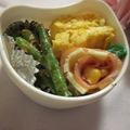 miyuki12's cooksnap of when they made お弁当に♫ くるくるハム＆レタス♫デコ弁.