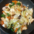 ゆか☆猫's cooksnap of when they made 味付け要らず☆簡単☆塩さば野菜炒め.