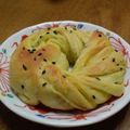 ねこにっき's cooksnap of when they made ノンオイル♪さつまいもねじりパン*。゜.