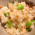 ごはんmama's cooksnap of when they made 枝豆と鮭の混ぜご飯.