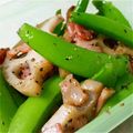 ゆうゆう７２７'s cooksnap of when they made スナップえんどうとれんこんのニンニク炒め.