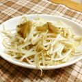 komutatata's cooksnap of when they made ∮胡麻入り♬もやしとザーサイのナムル∮.