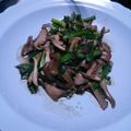 しらぽっち's cooksnap of when they made まいたけとニラのにんにく塩炒め.