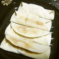 anjizi's cooksnap of when they made 餃子の皮でハムチー巻き★.