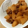 うえゆみ29's cooksnap of when they made 甘辛い大根と鶏肉のにんにく煮.