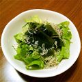 ずんずんj's cooksnap of when they made 春に♪シラスとワカメのレタスサラダ.