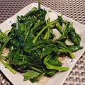 ひっこ's cooksnap of when they made ベトナム風　空芯菜とニンニクの塩炒め.
