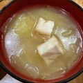 ママメイン！時々子供's cooksnap of when they made 食べごたえあり！厚揚げとキャベツの味噌汁.