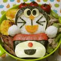 赤い電話's cooksnap of when they made ＊キャラ弁＊立体！ドラえもんおにぎり♪.