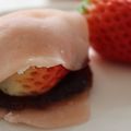 ホライゾン's cooksnap of when they made 花びら餅風　いちご大福.