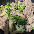よっしきっち's cooksnap of when they made 簡単☆豚肉とブロッコリーのカレーマヨ炒め.