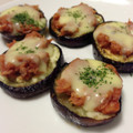 とみ家's cooksnap of when they made ナスのひとくちピザ～柚子コショウ風味✿.