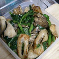 ひやごん's cooksnap of when they made 舞茸とちくわの炒め物.