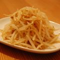 もぐちえこ's cooksnap of when they made 焼肉屋さんに教わった“もやしのナムル”.