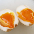 Marrietty's cooksnap of when they made 簡単に半熟！煮たまご風。.