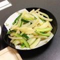 かおるんんんんん's cooksnap of when they made シンプル☆じゃがいもときゅうり炒め♪.