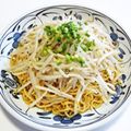 うまうま・らぶ's cooksnap of when they made 簡単　もやしだけ焼きそば.