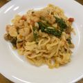 反省堂書店（のぐち）'s cooksnap of when they made エビとほうれん草のトマトクリームパスタ.