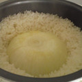 駱駝似's cooksnap of when they made 炊飯器調理＊新たまねぎの炊き込みごはん.