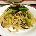 TAKU0114's cooksnap of when they made キノコと小松菜と塩昆布のパスタ☆.