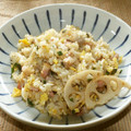 meg115's cooksnap of when they made 簡単♪大葉の香り✿れんこんとじゃこの炒飯.