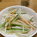 デヴリン's cooksnap of when they made 簡単！千切り野菜とかにかまのサラダ.