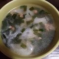 ごんべい君's cooksnap of when they made にらとひき肉のざくざく餃子スープ.