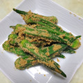 ぬまぴぃ's cooksnap of when they made 簡単あと一品＊オクラのどっさりごま和え.