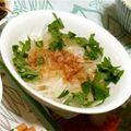 ぴーちゃんぱぱ's cooksnap of when they made 新たまねぎと大根のポン酢サラダ.