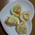 さかつん子's cooksnap of when they made ゆで卵のカレーマヨチーズ焼き.