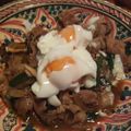 ぢぃぢょママ's cooksnap of when they made 温泉卵のせ焼肉丼.