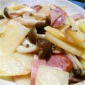 mayo0201's cooksnap of when they made 簡単!!ポテマヨベーコンしめじ入り.