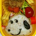 アルコタータ's cooksnap of when they made 簡単♡スヌーピー♪キャラ弁.