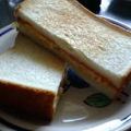 ＧＡＥ.'s cooksnap of when they made ✿卵とチーズのホットサンド✿.