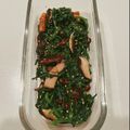 yokoyoko76's cooksnap of when they made 春菊と椎茸のナムル.