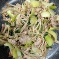 まん丸みかリン's cooksnap of when they made 豚肉とチンゲン菜ともやしの炒め物.