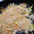 サカサ嫁's cooksnap of when they made 絶対おいしい★焼きビーフン.