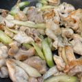 ポチラブ's cooksnap of when they made 鶏ムネとセロリの塩炒め.
