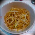 ちやんっ's cooksnap of when they made ★5分おつまみ♪簡単もやしナムル★.